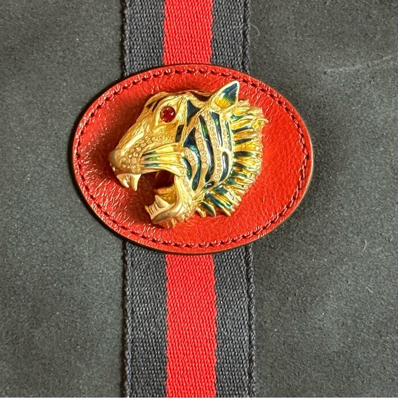 NEW WITH GUCCI DUSTBAG AND CARDS Gucci Rajah Suede Large Tote Bag in Blue - Picture 5 of 16